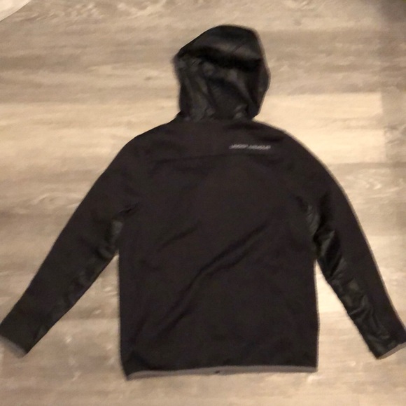 Boys Under Armour Swacket - Picture 5 of 5